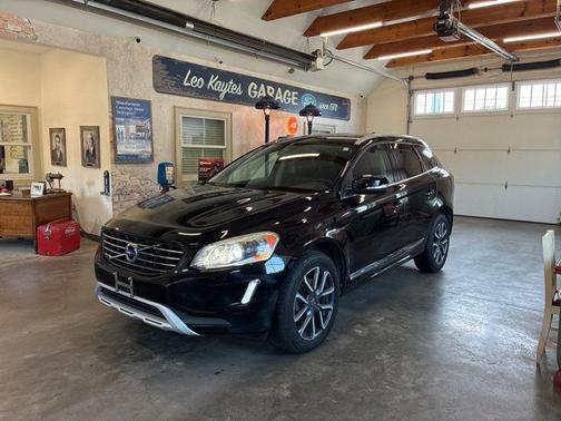2017 Volvo XC60 T6 Dynamic