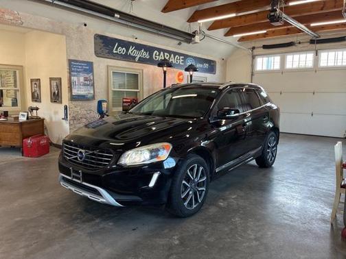 2017 Volvo XC60 T6 Dynamic