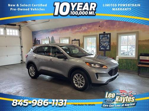 2022 Ford Escape SE