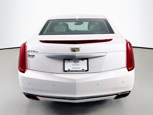 2016 Cadillac XTS Premium