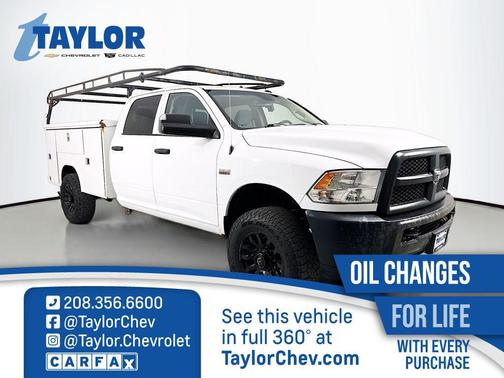 Bright White Clearcoat 2018 RAM 3500 Tradesman Crew Cab 4x4 8' Box