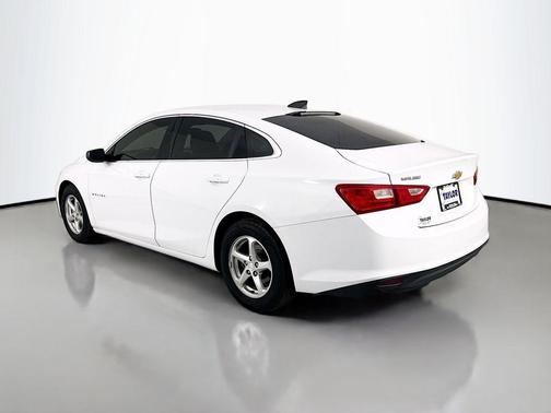 2017 Chevrolet Malibu 1LS