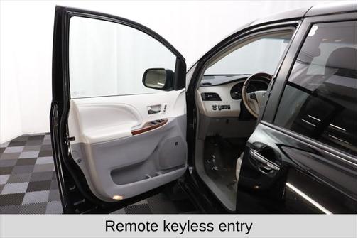 2012 Toyota Sienna Limited