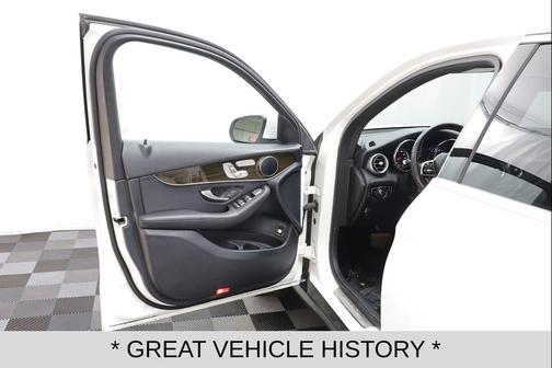 2020 Mercedes-Benz GLC 300 Base
