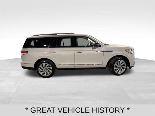 2022 Lincoln Navigator Reserve