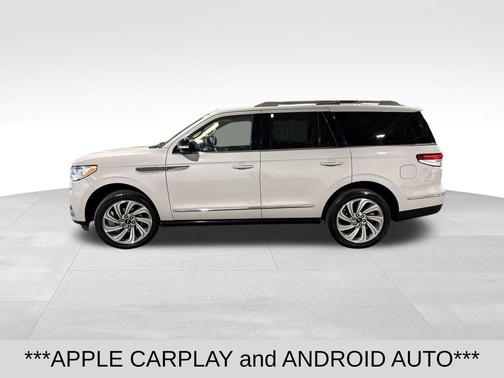 2022 Lincoln Navigator Reserve