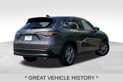 Modern Steel Metallic 2026 Honda HR-V LX