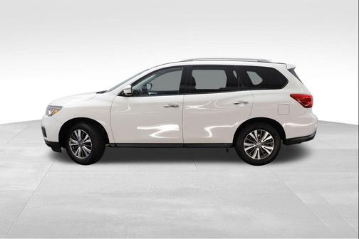 2019 Nissan Pathfinder SV