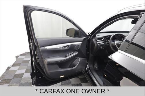 2022 INFINITI QX50 LUXE