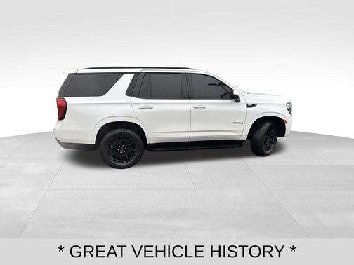 2023 GMC Yukon 4WD AT4
