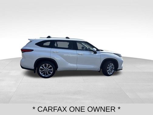 Blizzard Pearl 2020 Toyota Highlander Limited