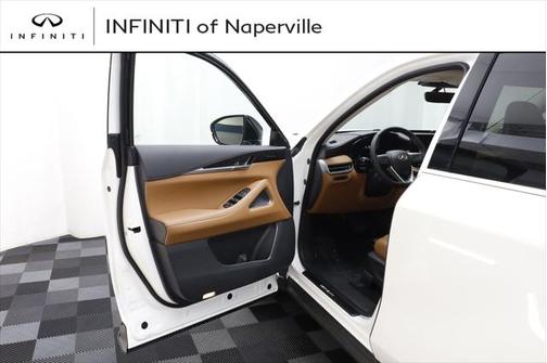 2025 INFINITI QX60 SENSORY