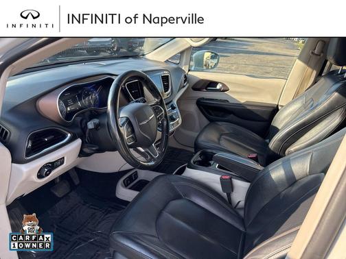 2019 Chrysler Pacifica Touring-L Plus
