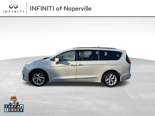2019 Chrysler Pacifica Touring-L Plus