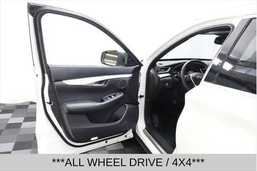 2021 INFINITI QX50 LUXE AWD