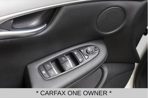 2022 INFINITI QX50 LUXE AWD