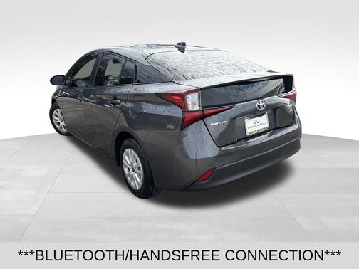 2022 Toyota Prius L