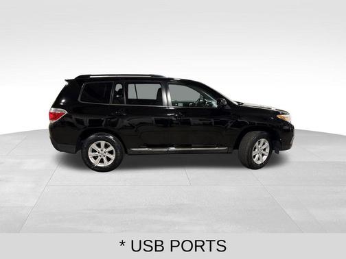 2013 Toyota Highlander SE