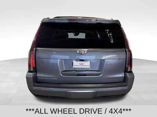 2018 Cadillac Escalade ESV Luxury