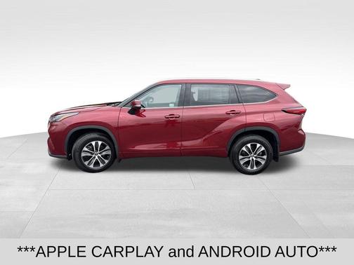 Ruby Flare Pearl 2022 Toyota Highlander XLE