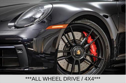 2023 Porsche 911 Carrera 4 GTS