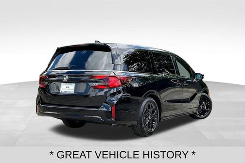 Crystal Black Pearl 2026 Honda Odyssey Sport-L