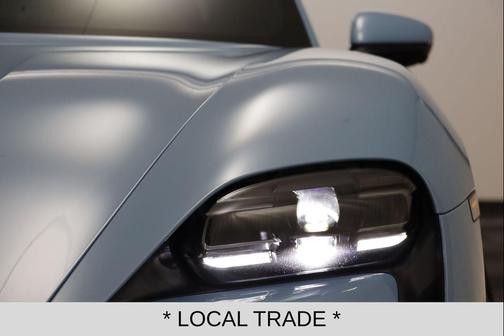 2023 Porsche Taycan Base