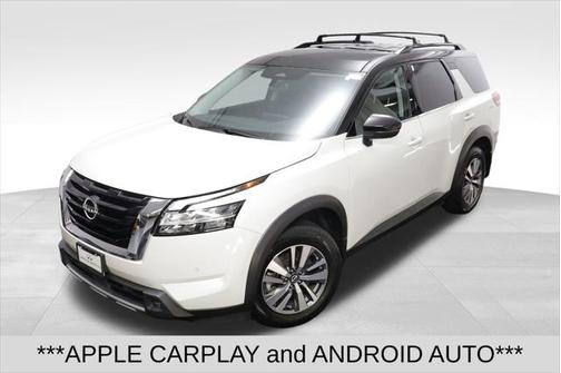 2022 Nissan Pathfinder SL 4WD