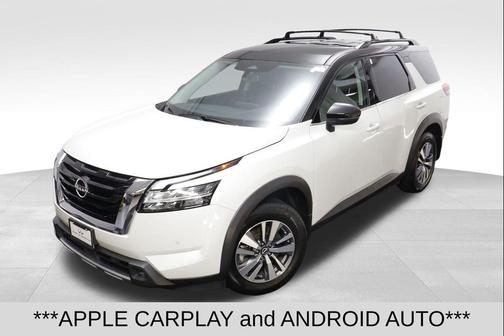 2022 Nissan Pathfinder SL 4WD