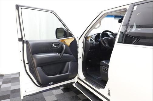 2014 INFINITI QX80 Base
