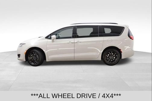 2020 Chrysler Pacifica L