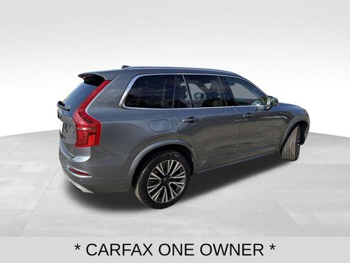 2020 Volvo XC90 T5 Momentum