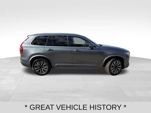 2020 Volvo XC90 T5 Momentum
