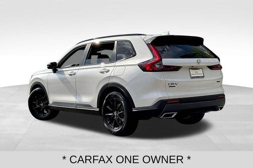 Platinum White Pearl 2026 Honda CR-V Hybrid Sport-L FWD