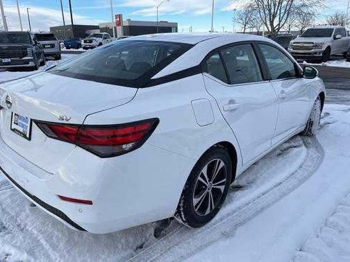 2022 Nissan Sentra SV