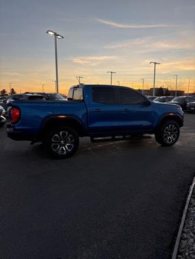 2024 GMC Canyon AT4