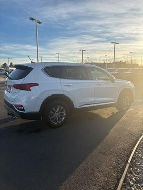 2019 Hyundai SANTA FE 2.4 SE