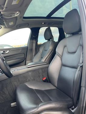 2018 Volvo XC60 T6 Momentum