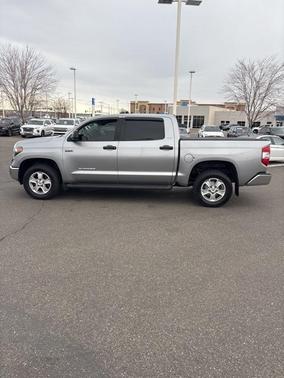2019 Toyota Tundra SR5