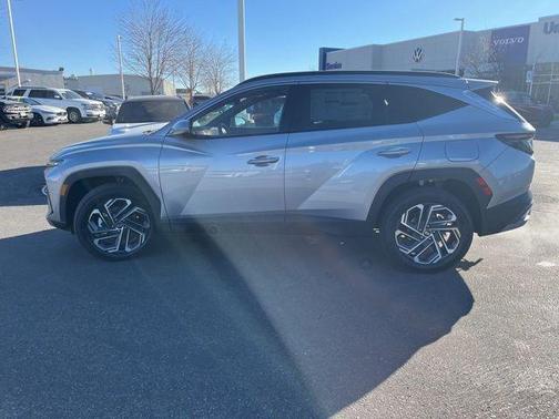 Shimmering Silver 2026 Hyundai TUCSON Limited
