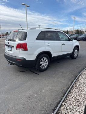 2011 Kia Sorento LX