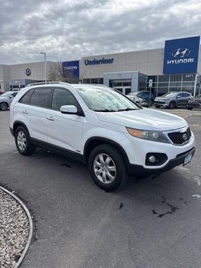 2011 Kia Sorento LX