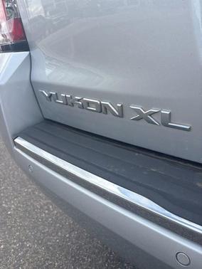 Silver 2018 GMC Yukon XL Denali