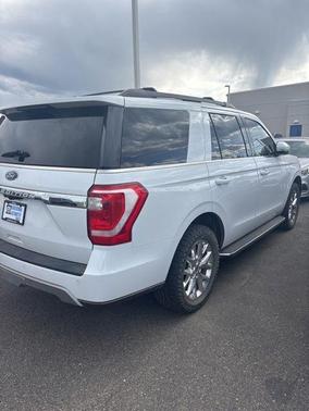 White 2021 Ford Expedition XLT