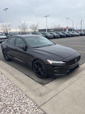 Black 2024 Volvo S60 B5 Plus Black Edition