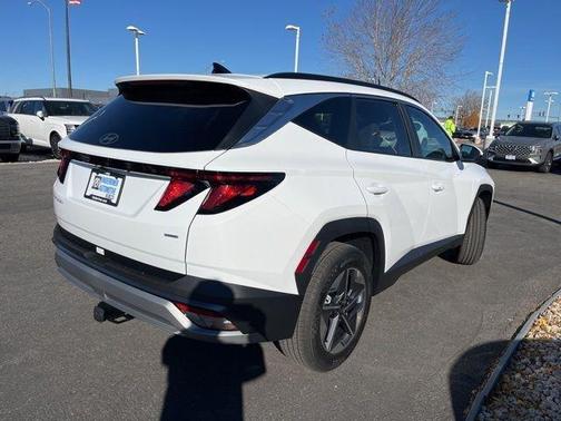 White Pearl 2026 Hyundai TUCSON SEL