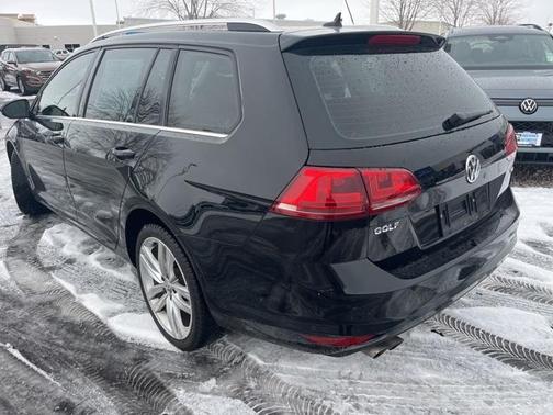 2015 Volkswagen Golf SportWagen TDI SEL 4-Door