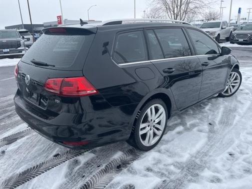 2015 Volkswagen Golf SportWagen TDI SEL 4-Door