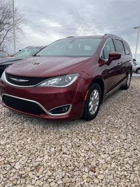2020 Chrysler Pacifica Touring-L
