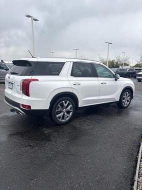 White 2020 Hyundai PALISADE SEL